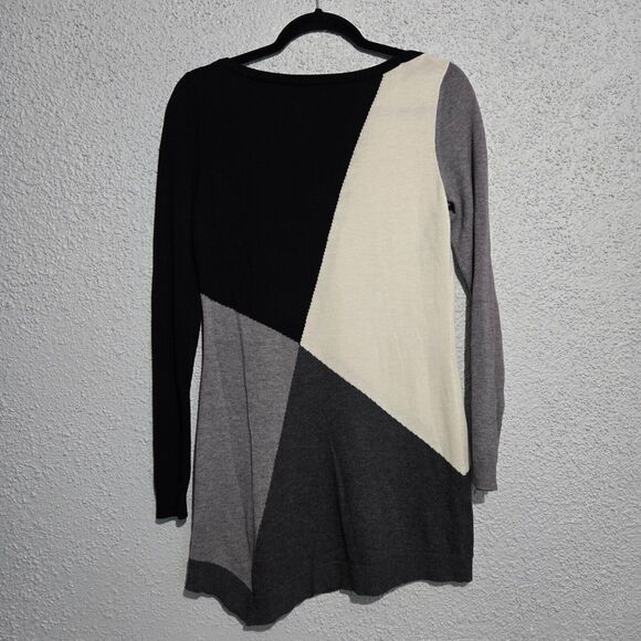 WHBM Womens Colorblock Asymmetrical Long Sleeve Sweater Size S Business Casual - Picture 2 of 6